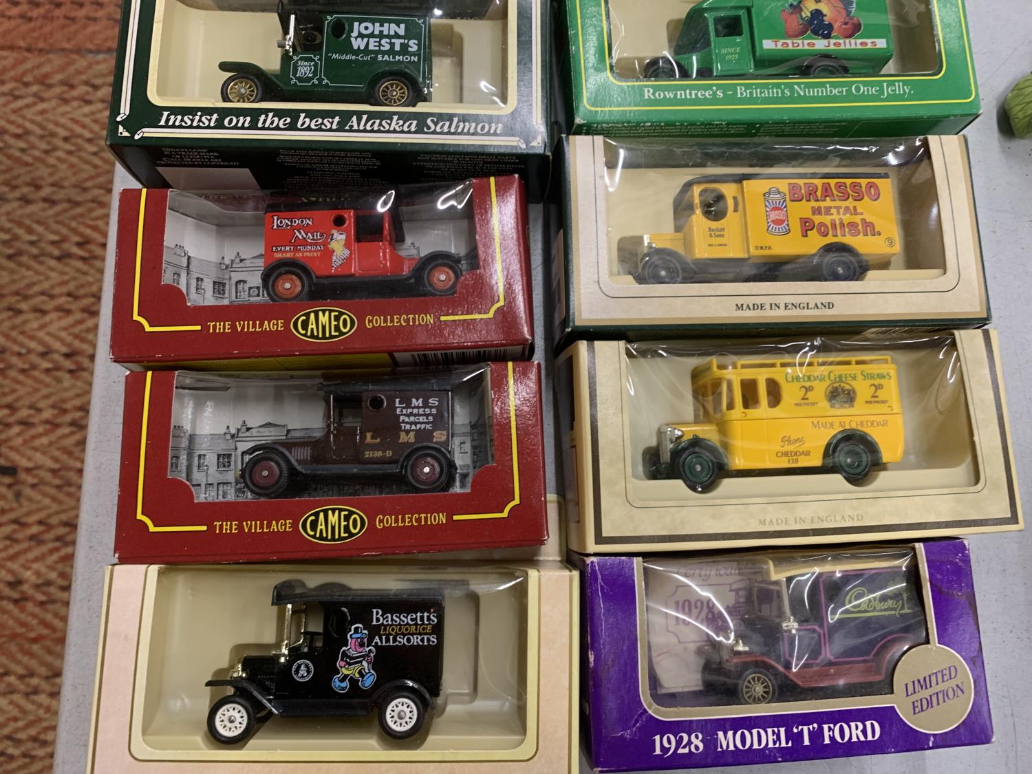 A QUANTITY OF BOXED DIE-CAST ADVERTISING VANS - Image 3 of 3