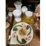 A MIXED LOT TO INCLUDE A COBRIDGE STONEWARE FLORAL CHARGER, BOXED WILLIAM EDWARDS CUP & SAUCER ETC