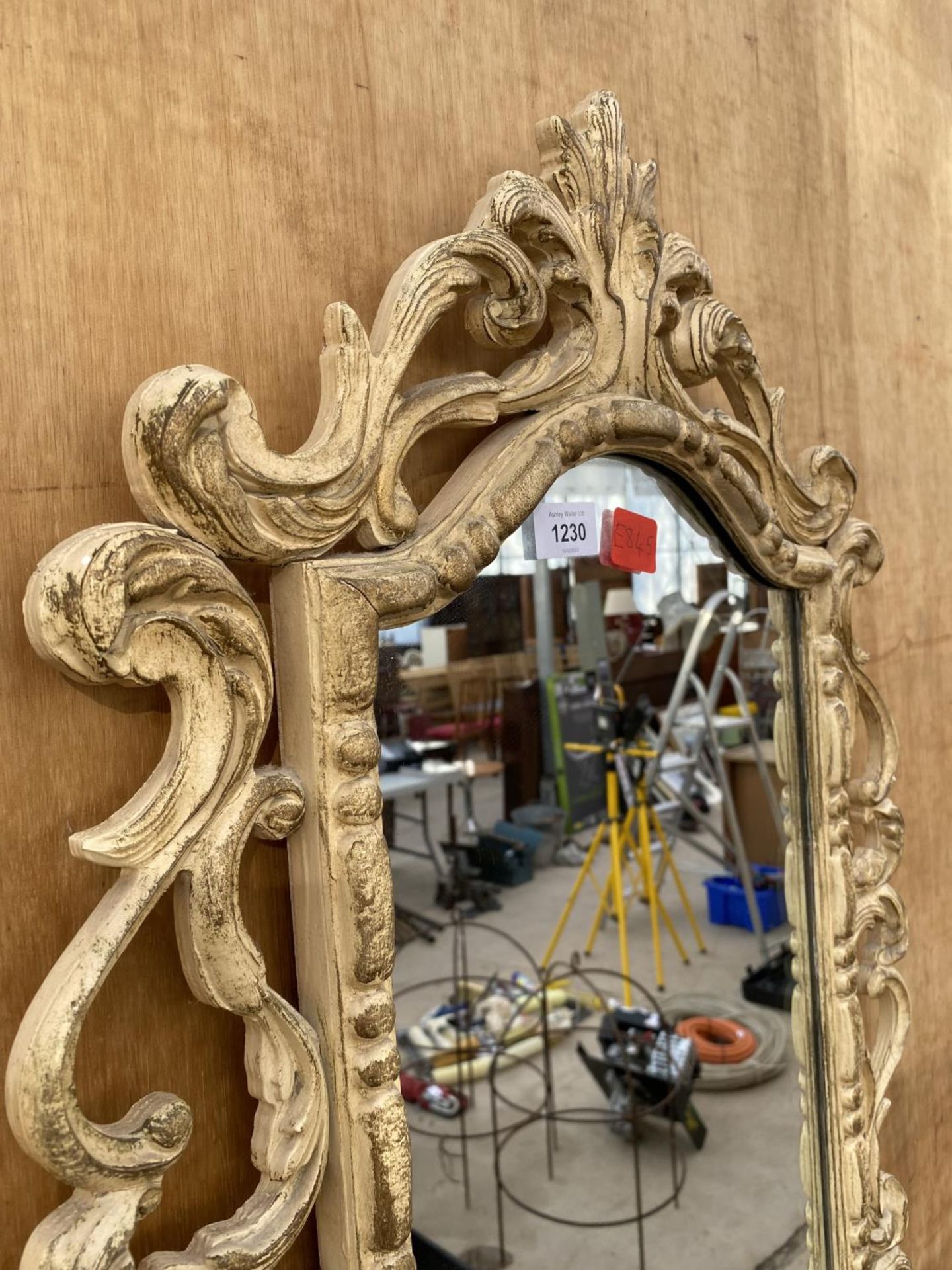 A DECORATIVE FRAMED WALL MIRROR - Image 2 of 2