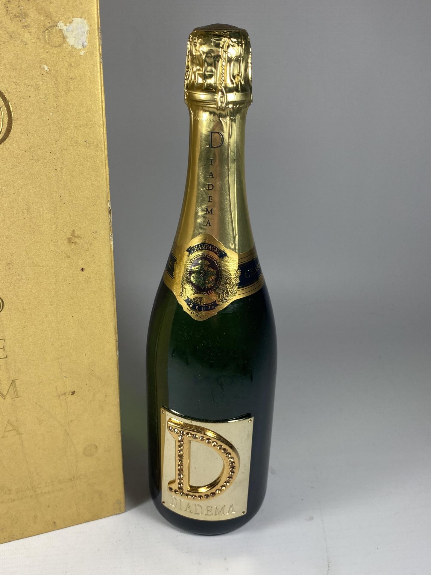 1 X 75CL BOXED BOTTLE - DIADEMA BLANC DE BLANCS MILLESIME 2002 CHAMPAGNE - Image 2 of 3