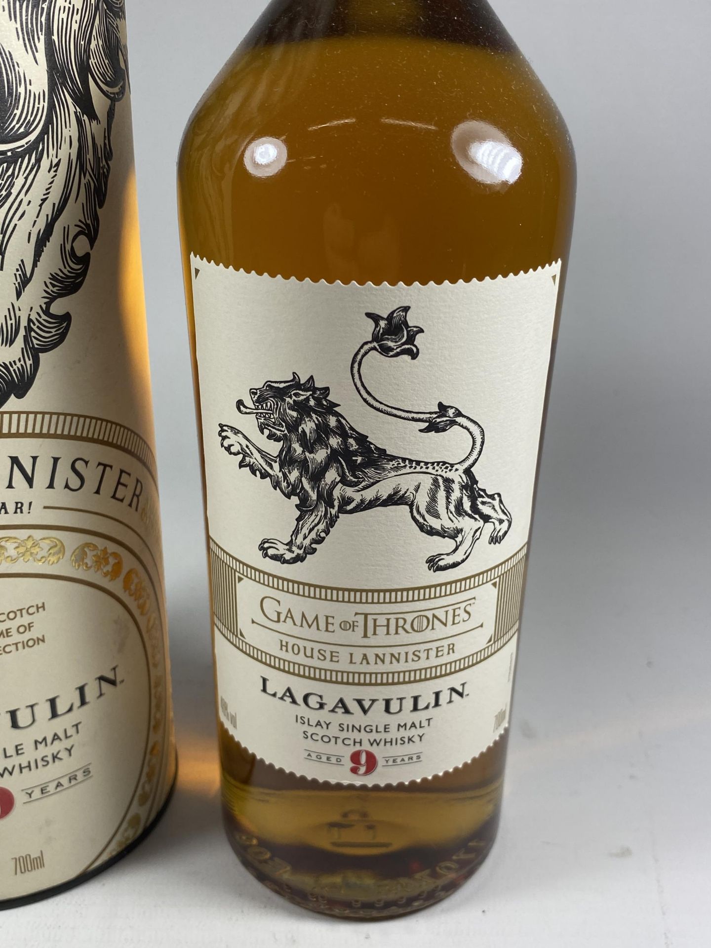 1 X 70CL BOXED BOTTLE - A GAME OF THRONES LIMITED EDITION LAGAVULIN 9 YEAR OLD HOUSE LANNISTER ISLAY - Bild 2 aus 3
