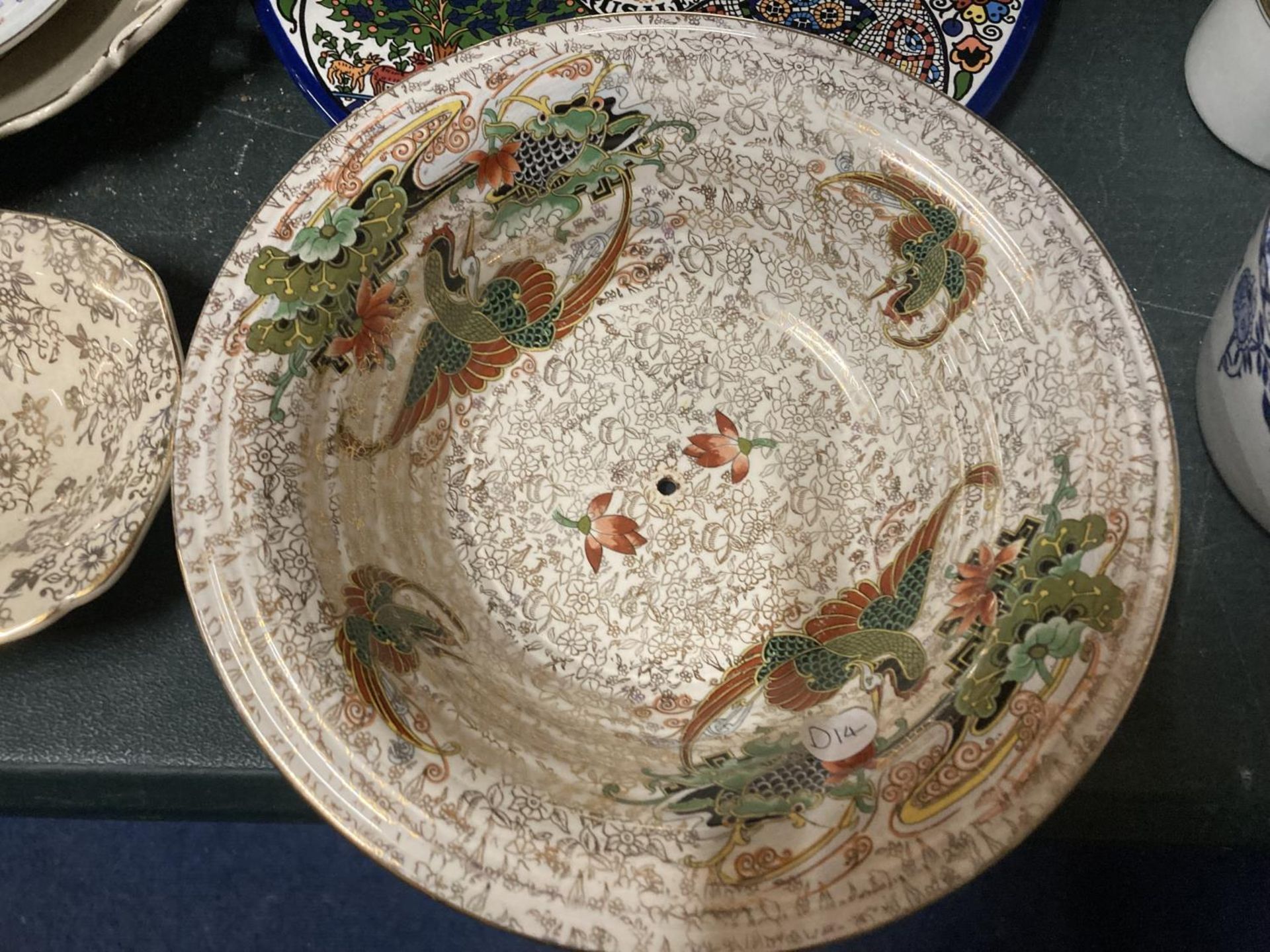 A QUANTITY OF COLLECTOR'S PLATES - Image 3 of 4