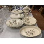 A QUANTITY OF 'AUTUMN LEAVES' DINNERWARE TO INCLUDE PLATES, LIDDED SERVING DISHES, A TEAPOT, MILK