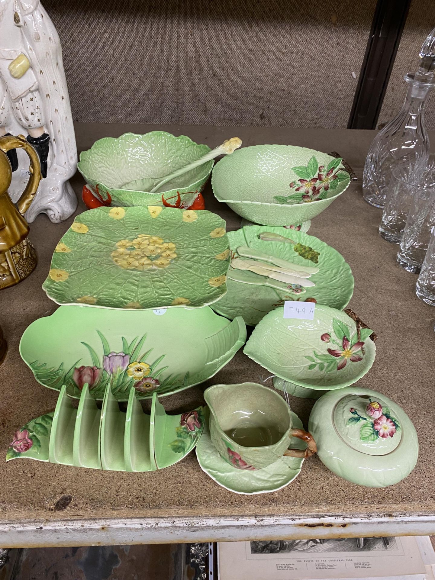 A GROUP OF CARLTON WARE AND FURTHER LEAF DESIGN CERAMICS