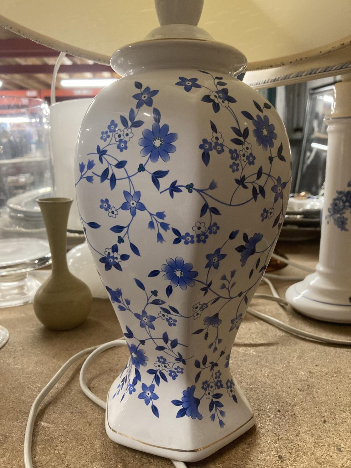 TWO CERAMIC BLUE AND WHITE FLORAL LAMPS WITH CREAM AND BLUE AND WHITE TRIM SHADES - Image 2 of 3
