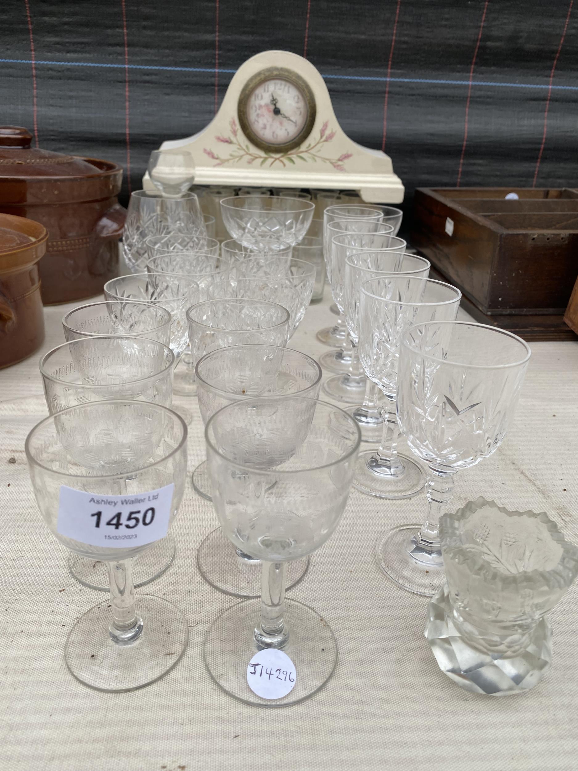 AN ASSORTMENT OF GLASS WARE AND A MANTLE CLOCK