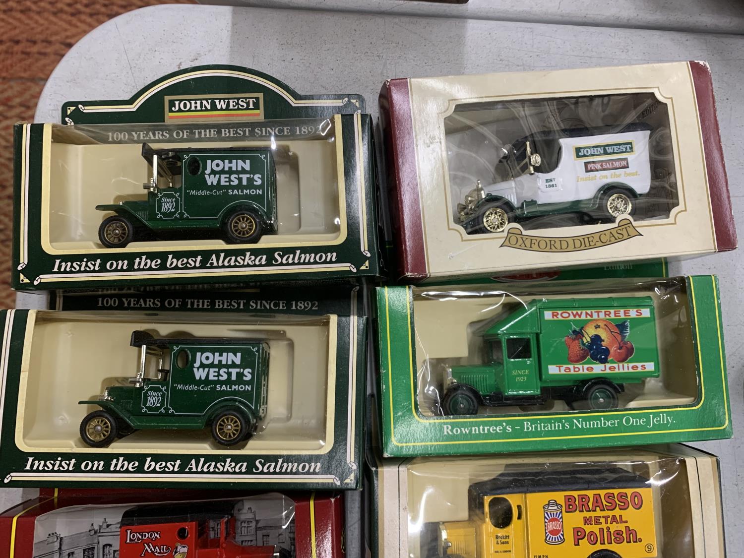 A QUANTITY OF BOXED DIE-CAST ADVERTISING VANS - Image 2 of 3