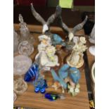 A MIXED LOT OF BIRD FIGURES TOGETHER WITH A MURANO STYLE GLASS FISH ETC