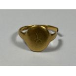 A 18CT YELLOW GOLD SIGNET RING, A/F, WEIGHT 2.99G