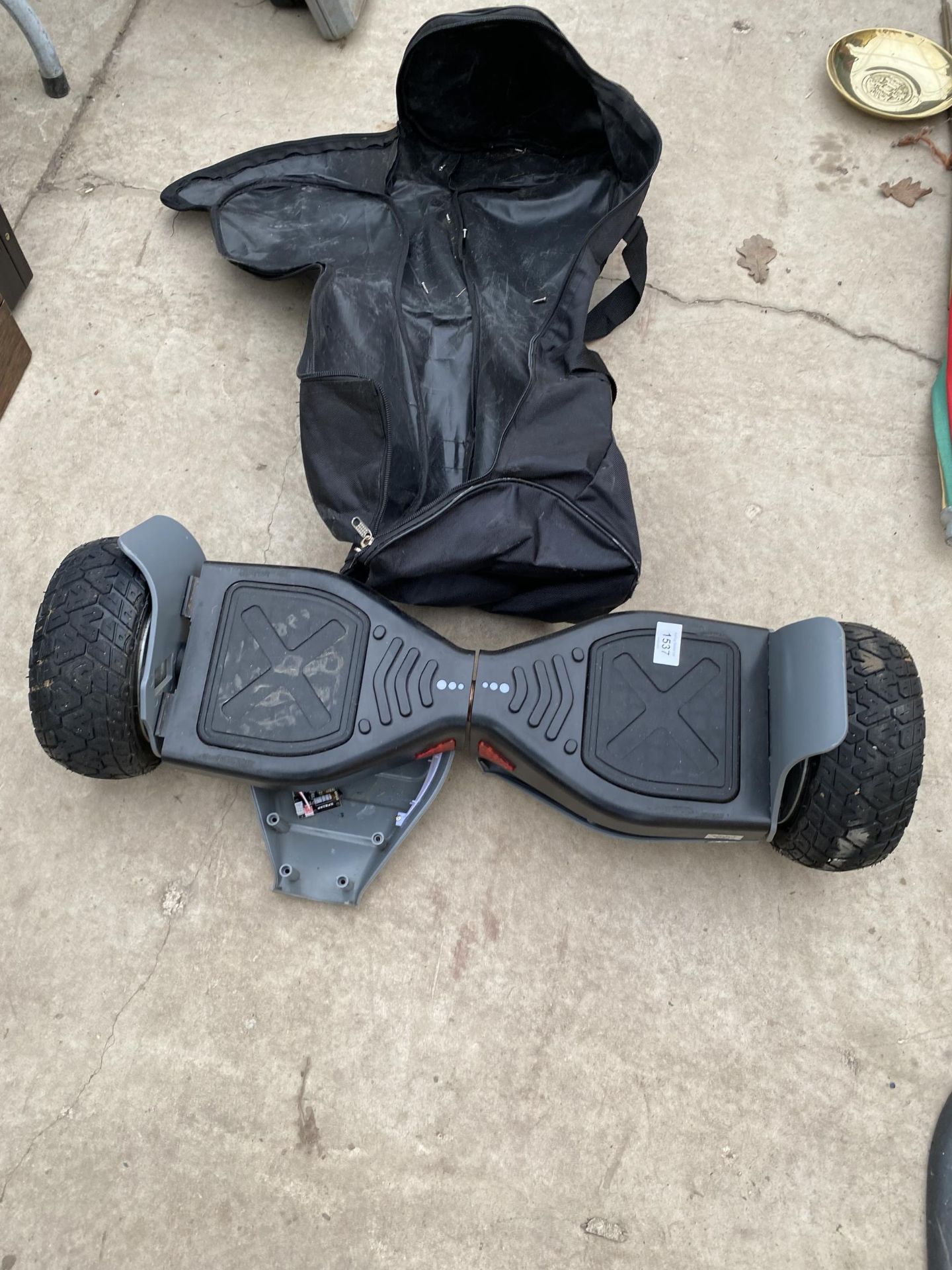 A TWO WHEELED HOVER BOARD FOR SPARES AND REPAIRS