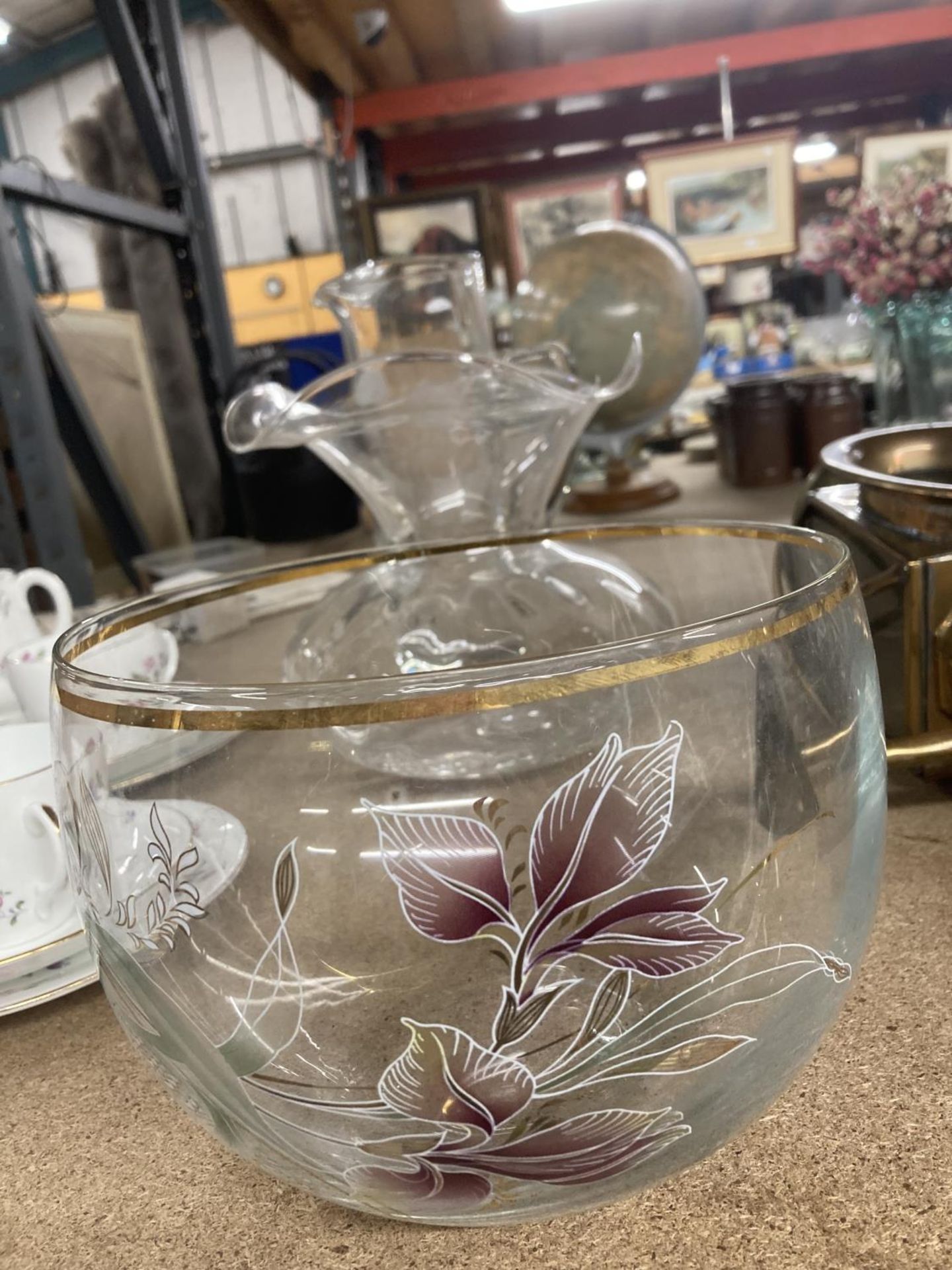 A GLASS BOWL, VASE AND JUG WITH ETCHED FLORAL DECORATION