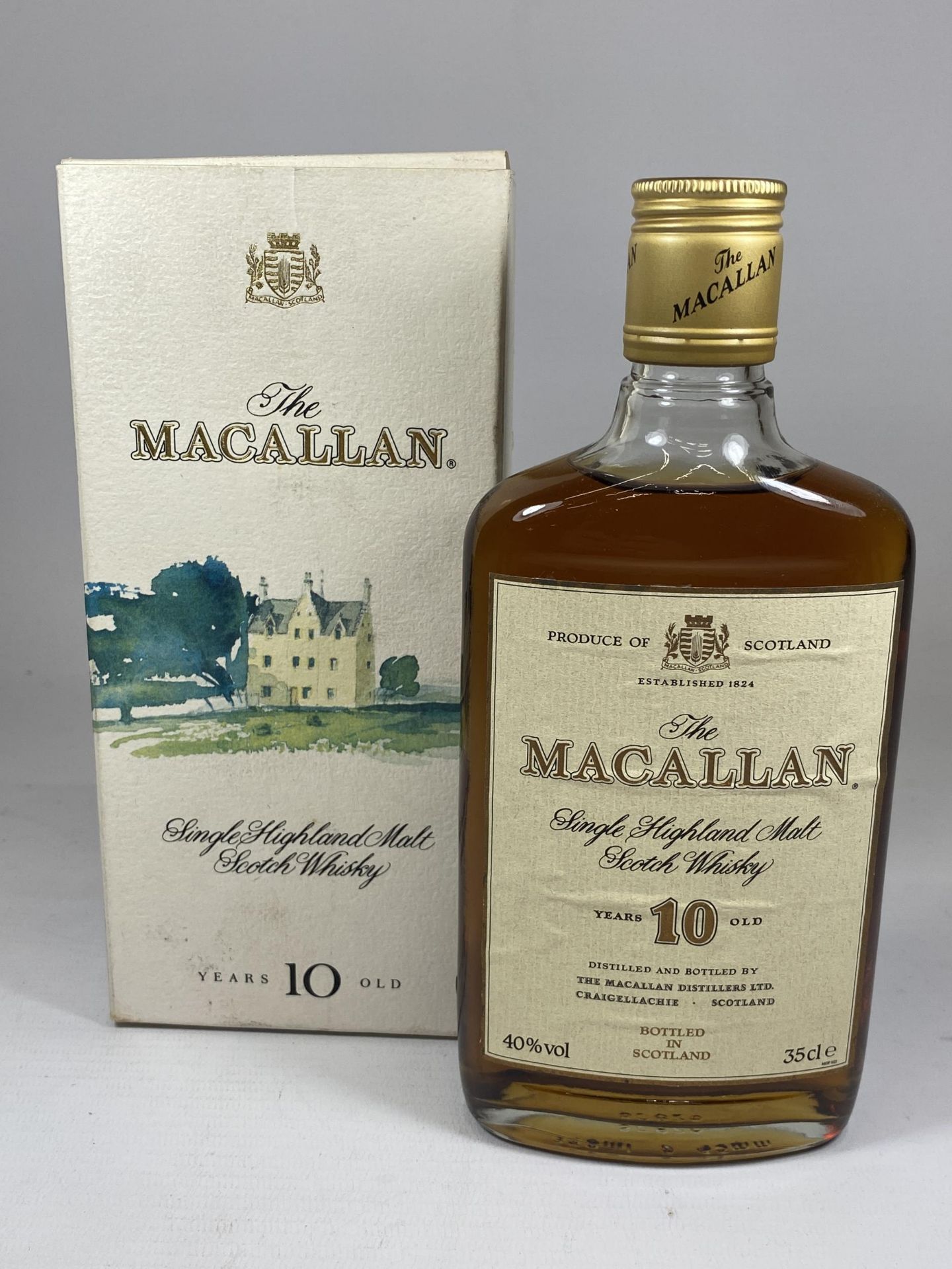 1 X BOXED 35CL BOTTLE - A RARE 1980'S MACALLAN 10 YEAR OLD SINGLE HIGHLAND MALT SCOTCH WHISKY