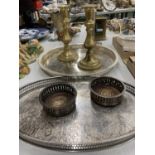 A QUANTITY OF SILVER PLATED ITEMS TO INCLUDE GALLERIED TRAYS, A THREE BRANCHED CANDLEABRA, A MAUDE