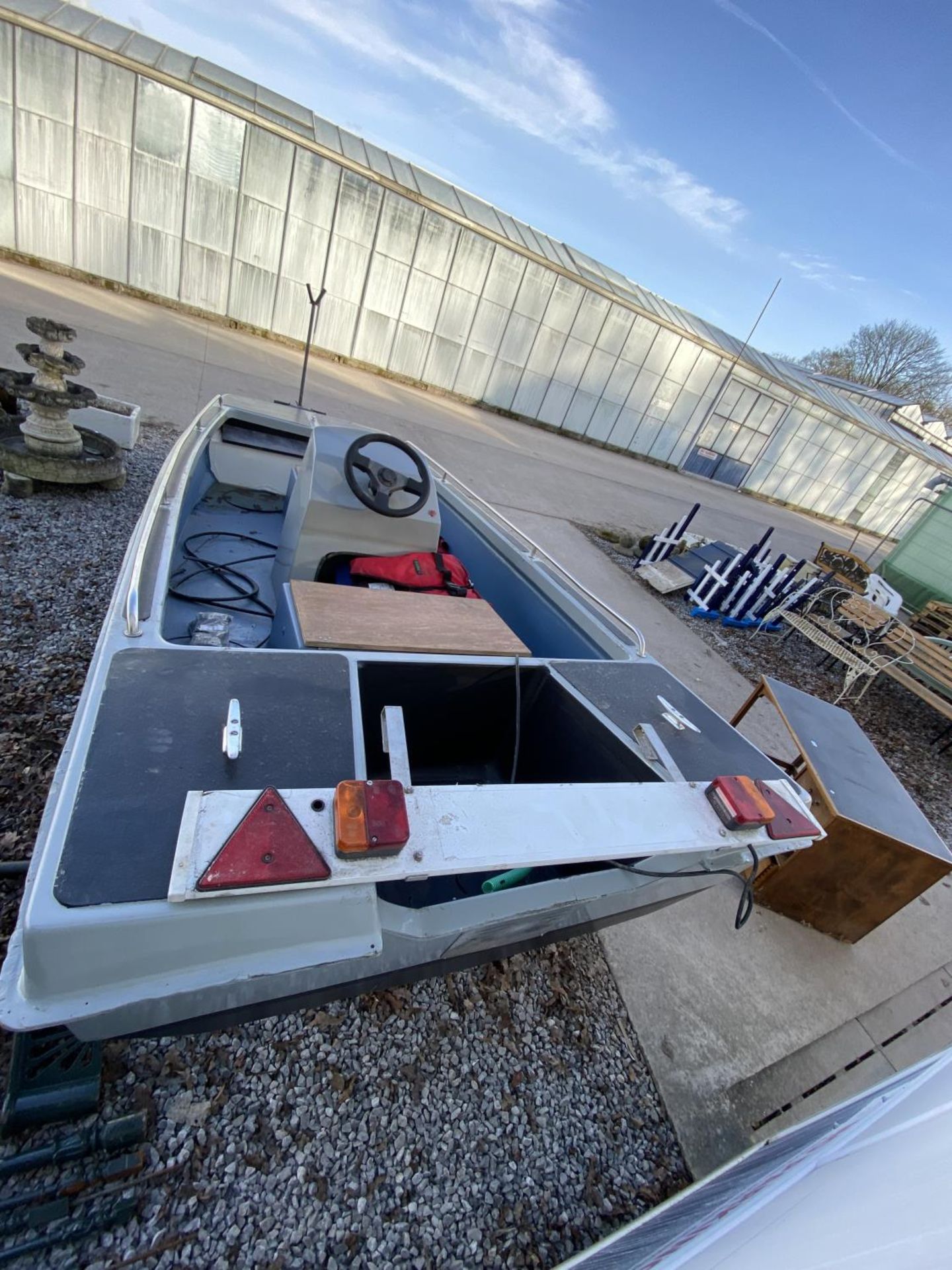 A FISHING BOAT WITH JOHNSON SEAHORSE OUTBOARD MOTOR MODEL NO: J5RTCTA COMPLETE WITH A FOLDING - Image 6 of 12