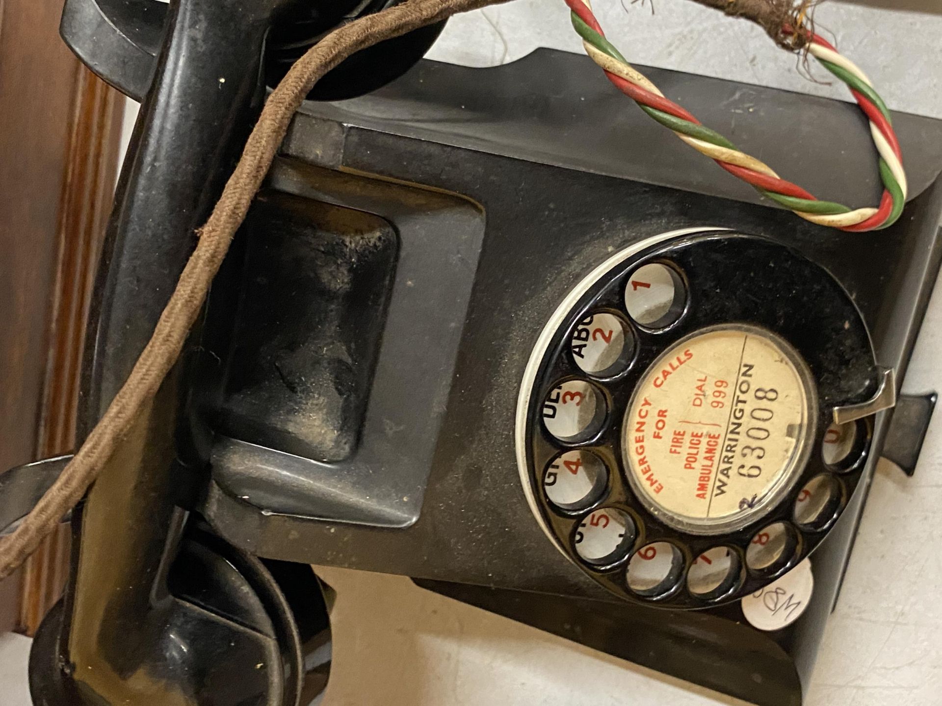 A VINTAGE BLACK BAKELITE TELEPHONE - Image 2 of 2