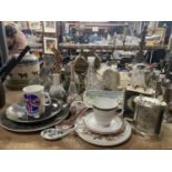 A MIXED LOT OF COLLECTABLES TO INCLUDE CARRIAGE CLOCKS, COLLECTOR'S PLATES, FIGURES, GLASSWARE,