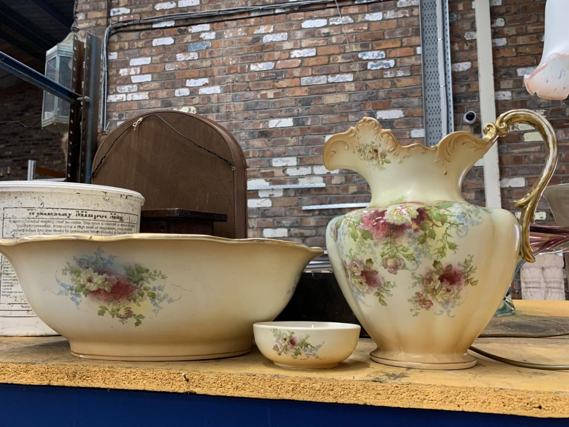 A LARGE ROYAL DEVON WASHBOWL, JUG AND SOAP DISH IN BLUSH IVORY WITH A FLORAL PATTERN