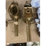 A PAIR OF VINTAGE BRASS COACHING LAMPS