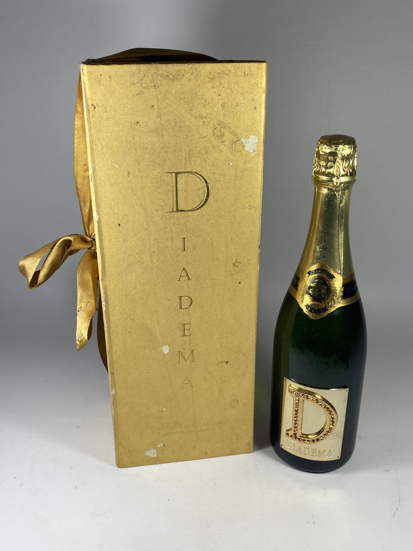 1 X 75CL BOXED BOTTLE - DIADEMA BLANC DE BLANCS MILLESIME 2002 CHAMPAGNE