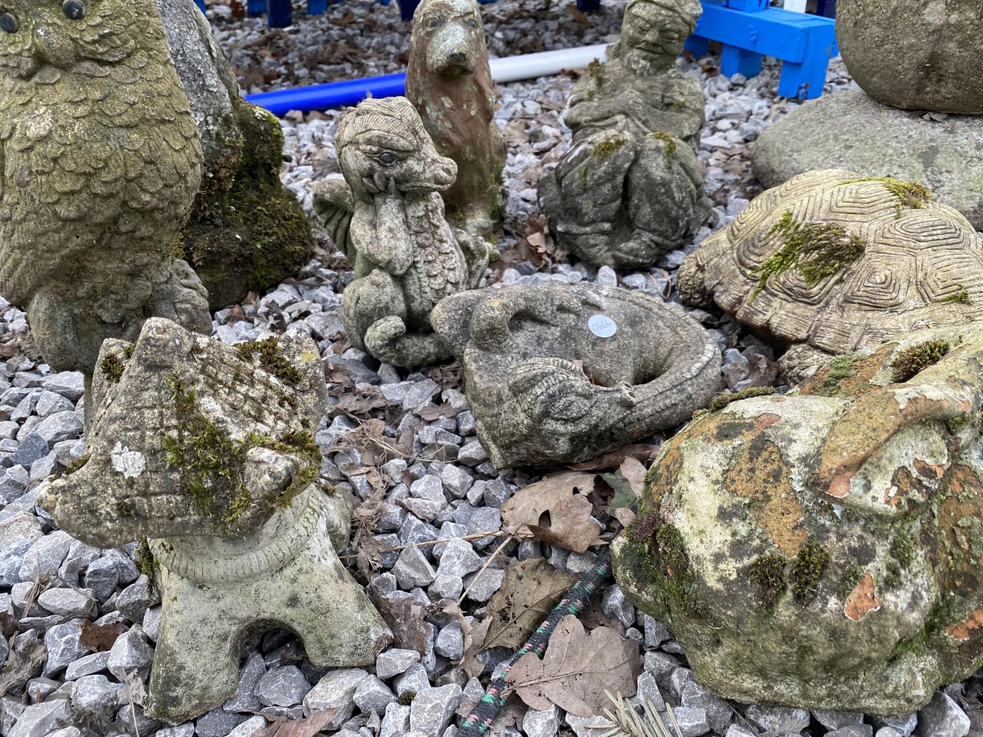 AN ASSORTMENT OF RECONSITUTED STONE GARDEN FIGURES TO INCLUDE A TURTLE, AN OWL AND A DOG ETC - Image 3 of 4