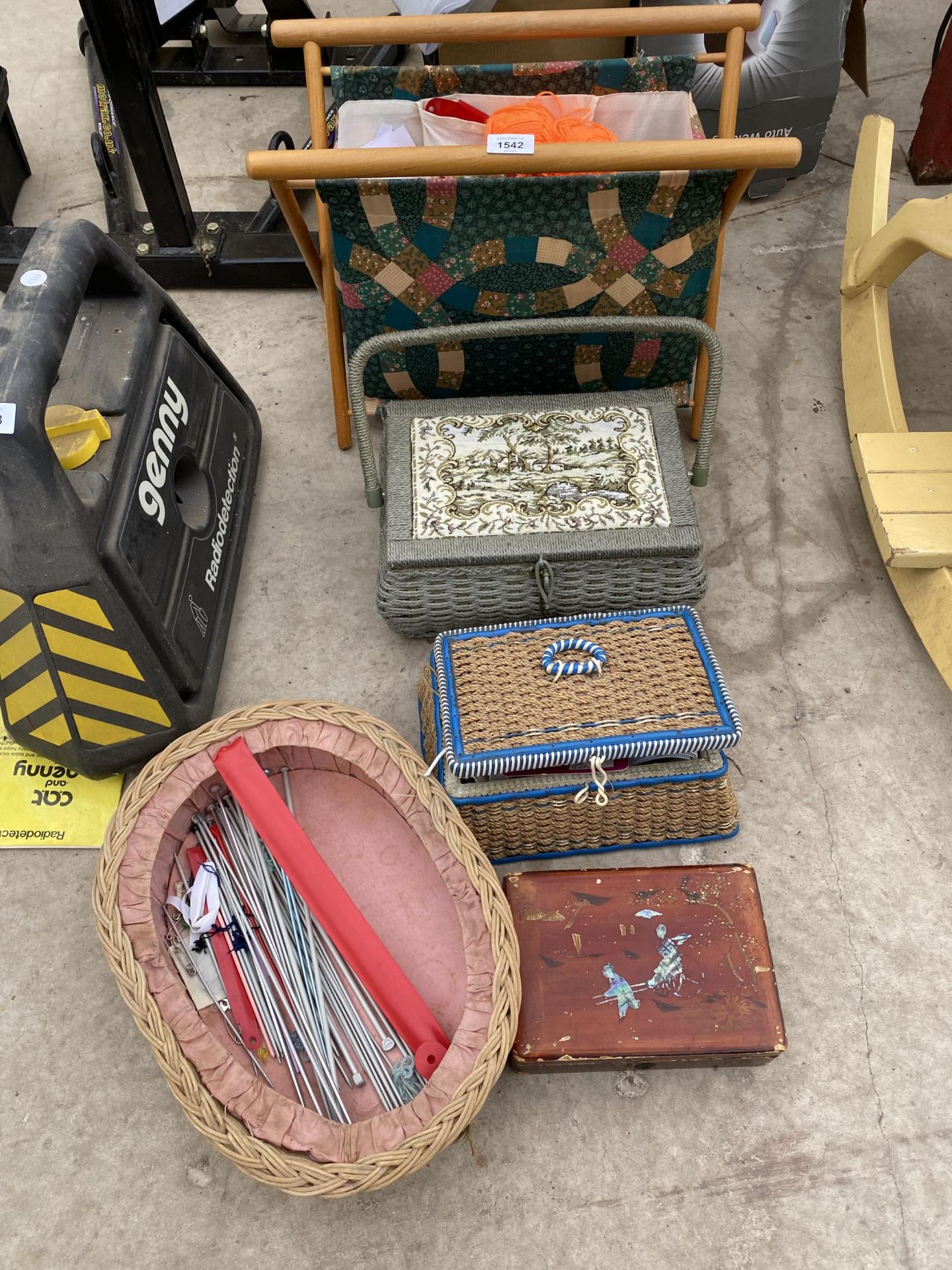 AN ASSORTMENT OF SEWING AND KNITTING ITEMS AND A SMALL TREEN BOX ETC