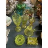A QUANTITY OF VINTAGE COLOURED GLASS TO INCLUDE A ROSE BOWL, A CANDLESTICK, BOWLS, GLASSES, ETC