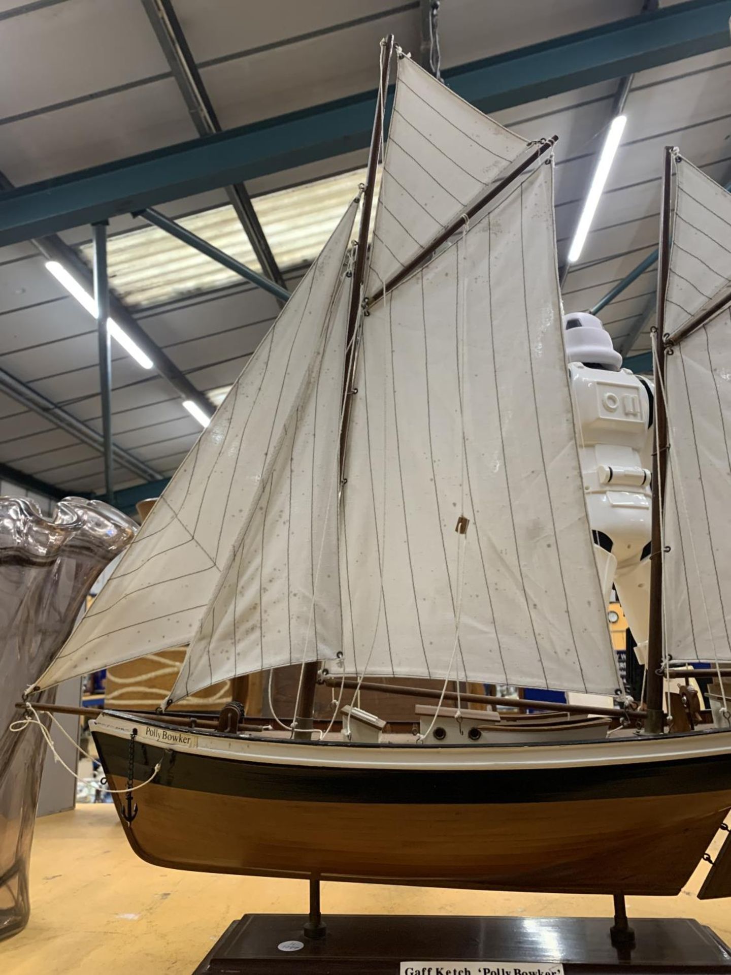 A WOODEN MODEL OF A SAILING BOAT CALLED 'POLLY BOWKER' LENGTH 68CM - Image 3 of 4