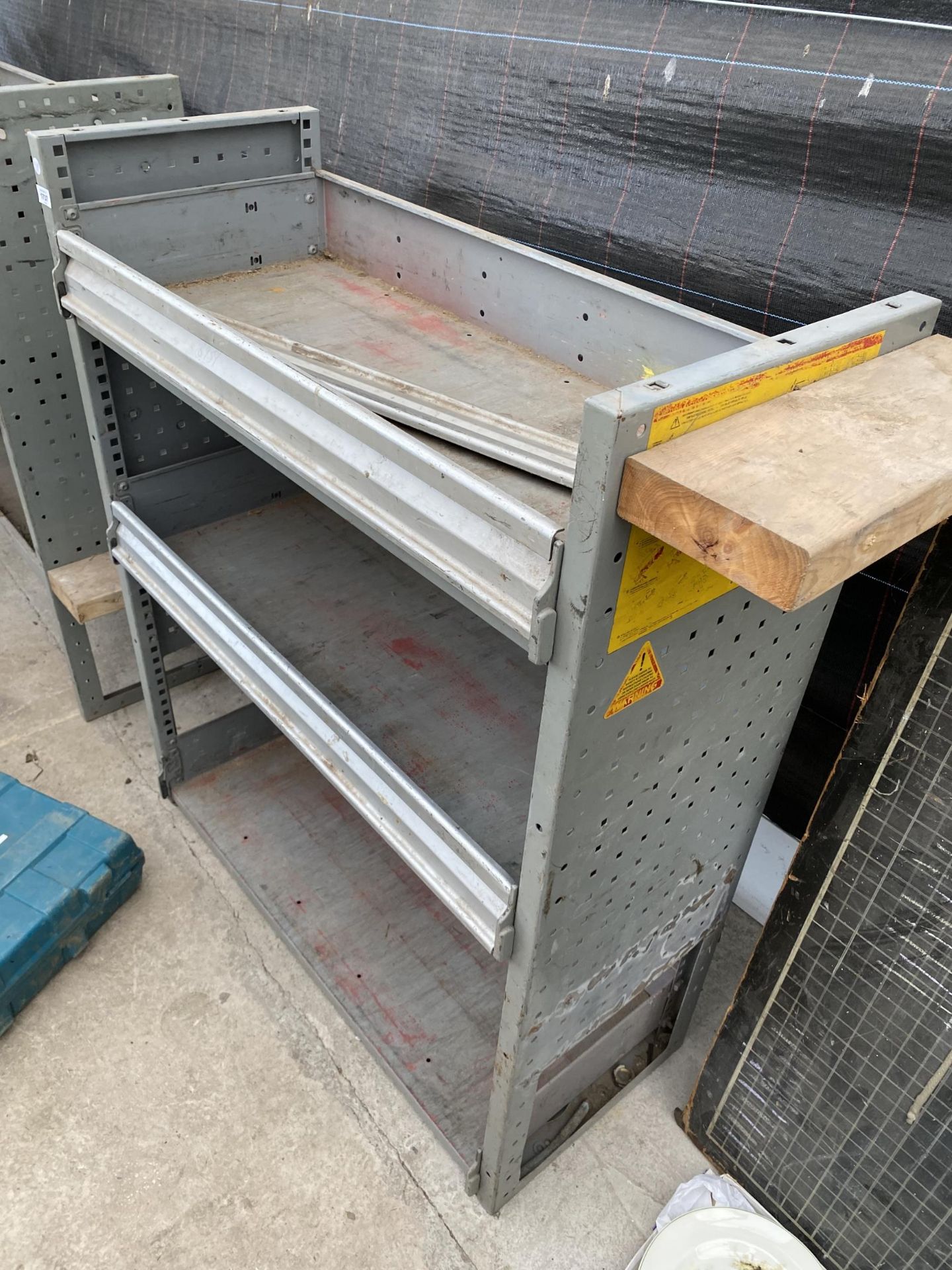 A TWO TIER METAL WORKSHOP SHELVING UNIT - Image 2 of 2