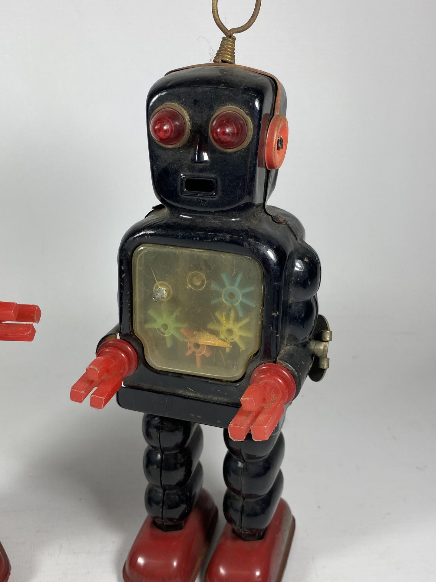 TWO VINTAGE JAPANESE TINPLATE ROBOT MODELS - ACTION PLANET ROBOT & KO KOSHIYA EXAMPLE - Image 2 of 5