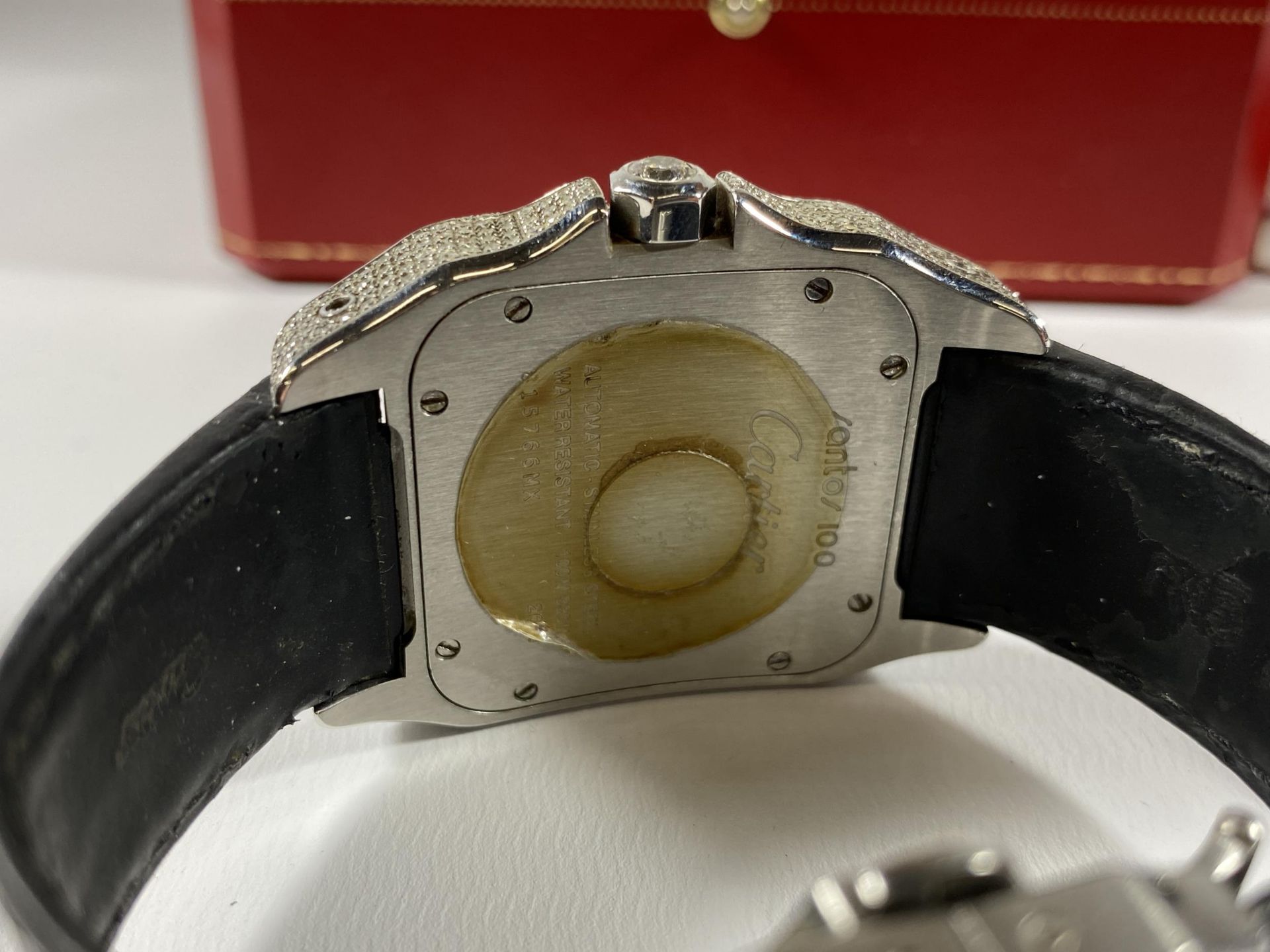 A BOXED GENTS CARTIER SANTOS AUTOMATIC WATCH WITH DIAMOND SET DIAL, WORKING AT TIME OF CATALOGING - Image 9 of 16