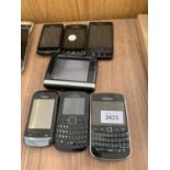 AN ASSORTMENT OF MOBILE PHONES TO INCLUDE SONY AND BLACKBERRY'S ETC