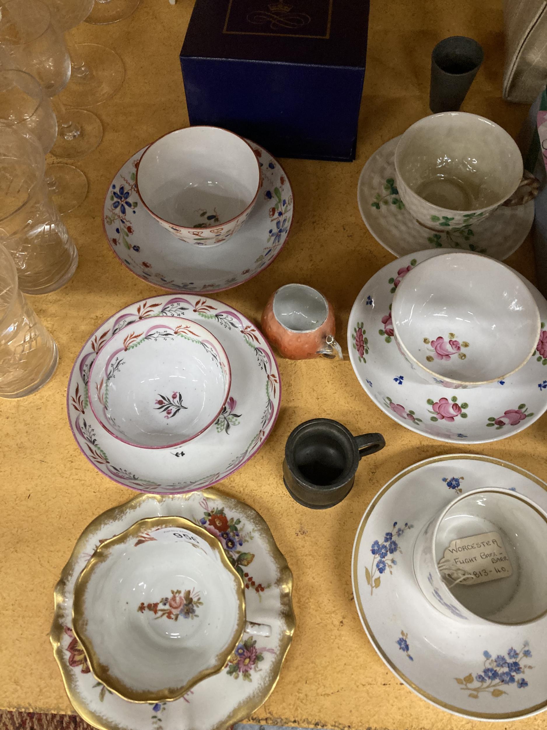 A QUANTITY OF ITEMS TO INCLUDE A BALLEEK CUP AND SAUCER WITH SHAMROCK DESIGN, TEA BOWLS AND SAUCERS, - Image 3 of 8