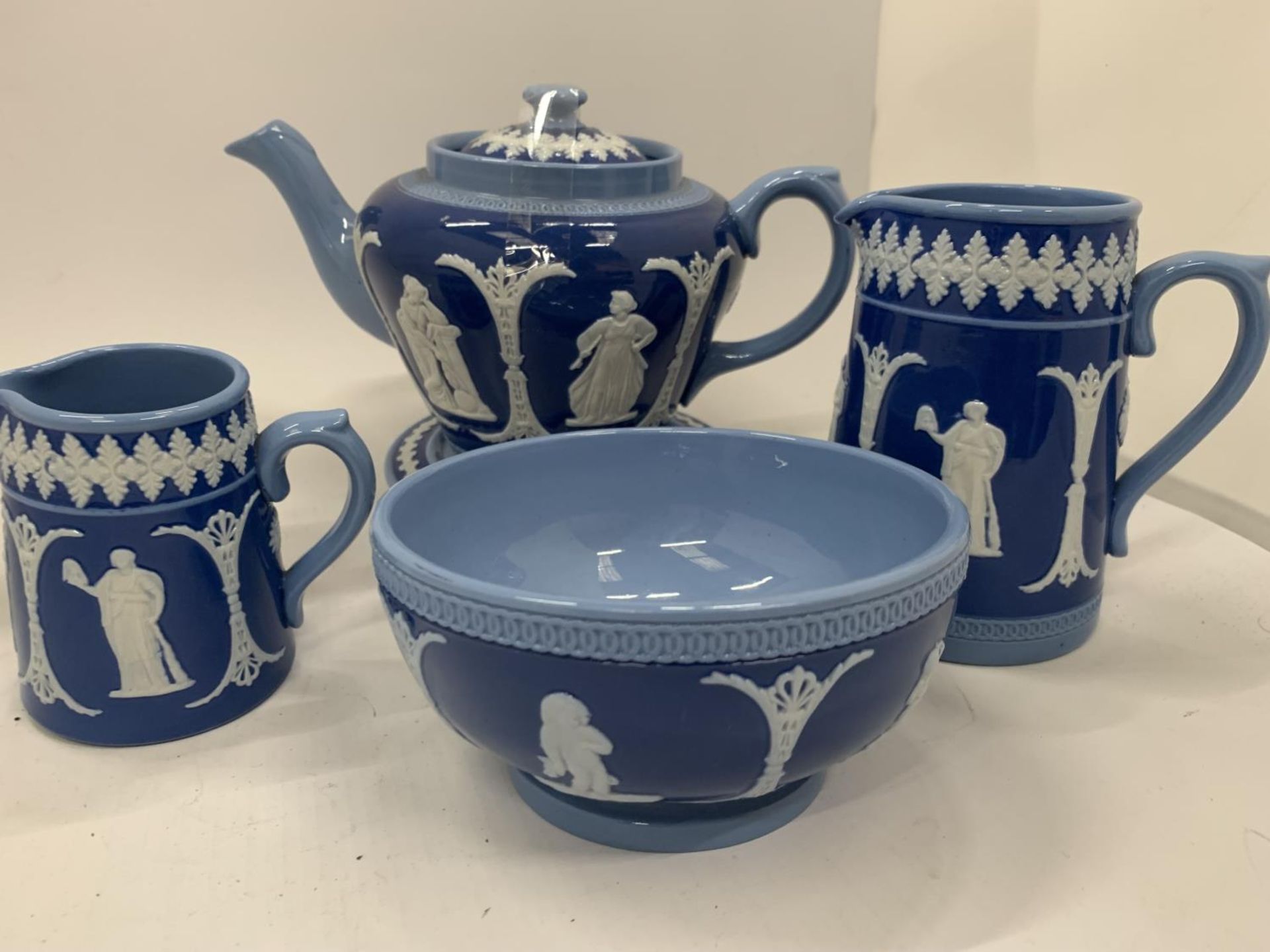 FOUR PIECES OF DUDSON POTTERY IN A JASPERWARE STYLE PATTERN TO INCLUDE A TEAPOT AND STAND, JUGS - Image 8 of 8