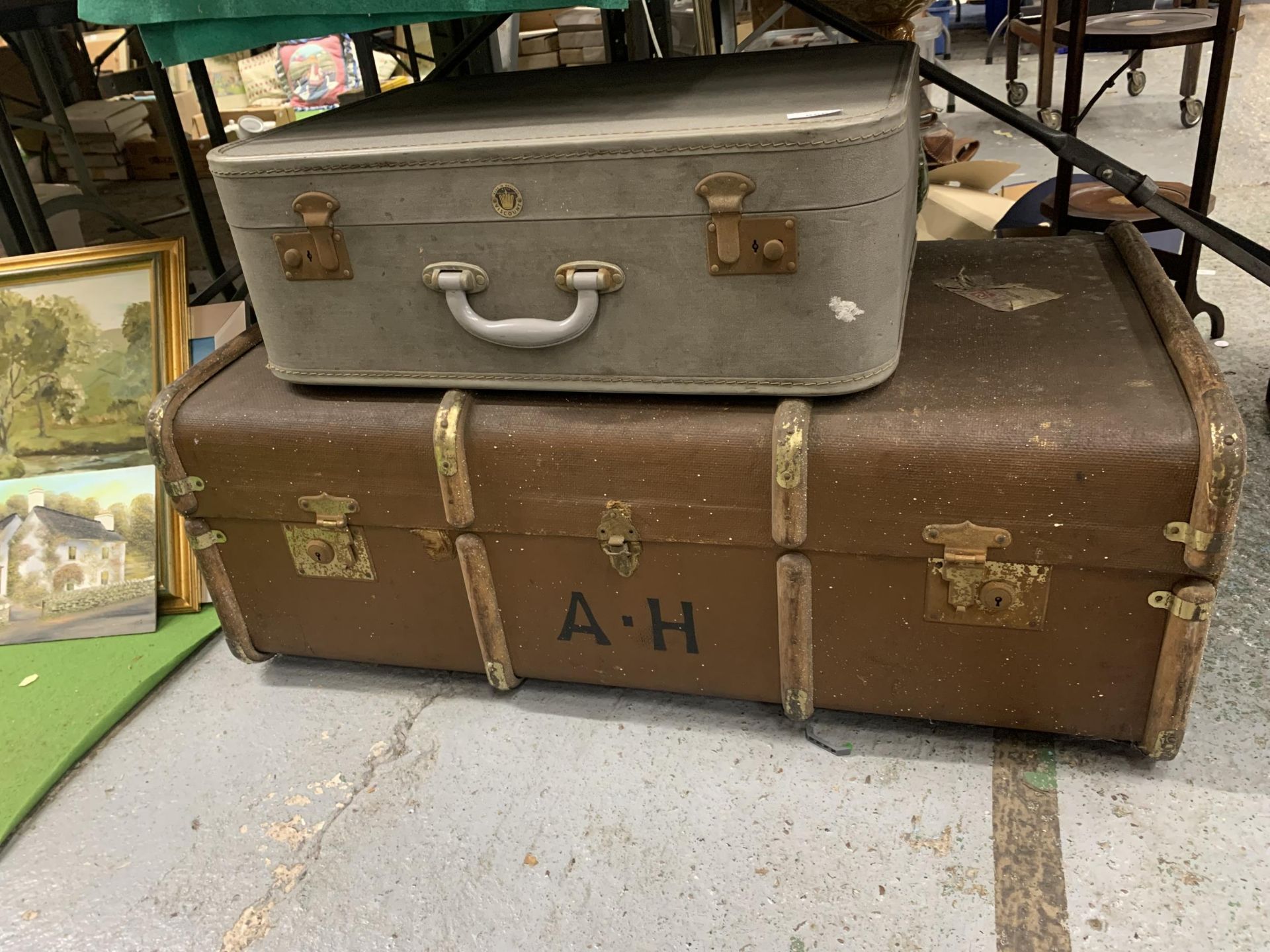 TWO VINTAGE CASES TO INCLUDE A TRAVEL TRUNK