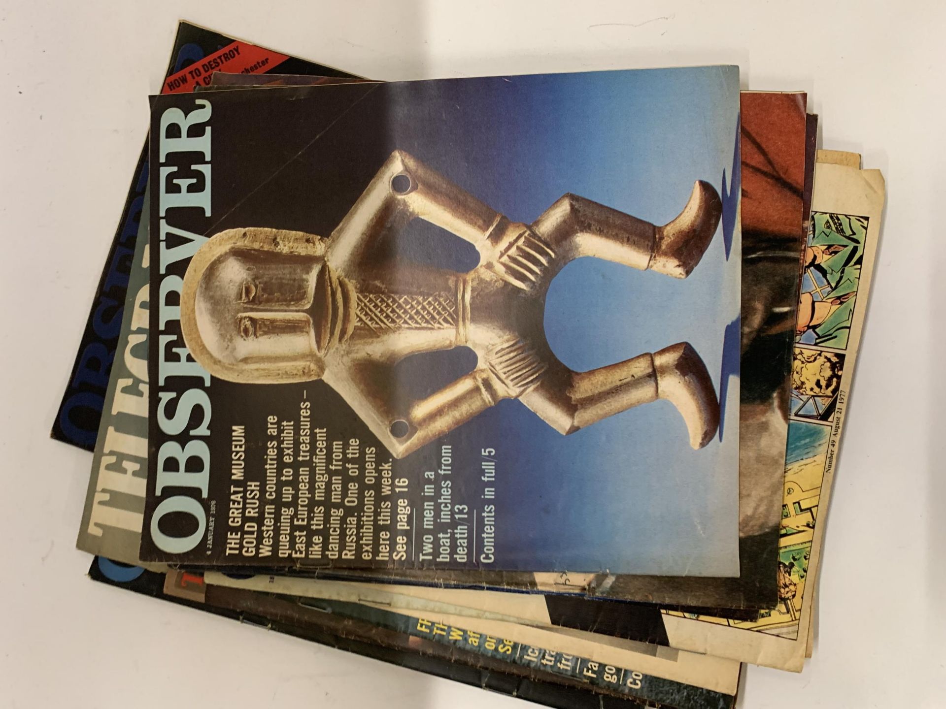 A QUANTITY OF 1970'S OBSERVER, ETC MAGAZINES - 18 IN TOTAL - Image 3 of 8