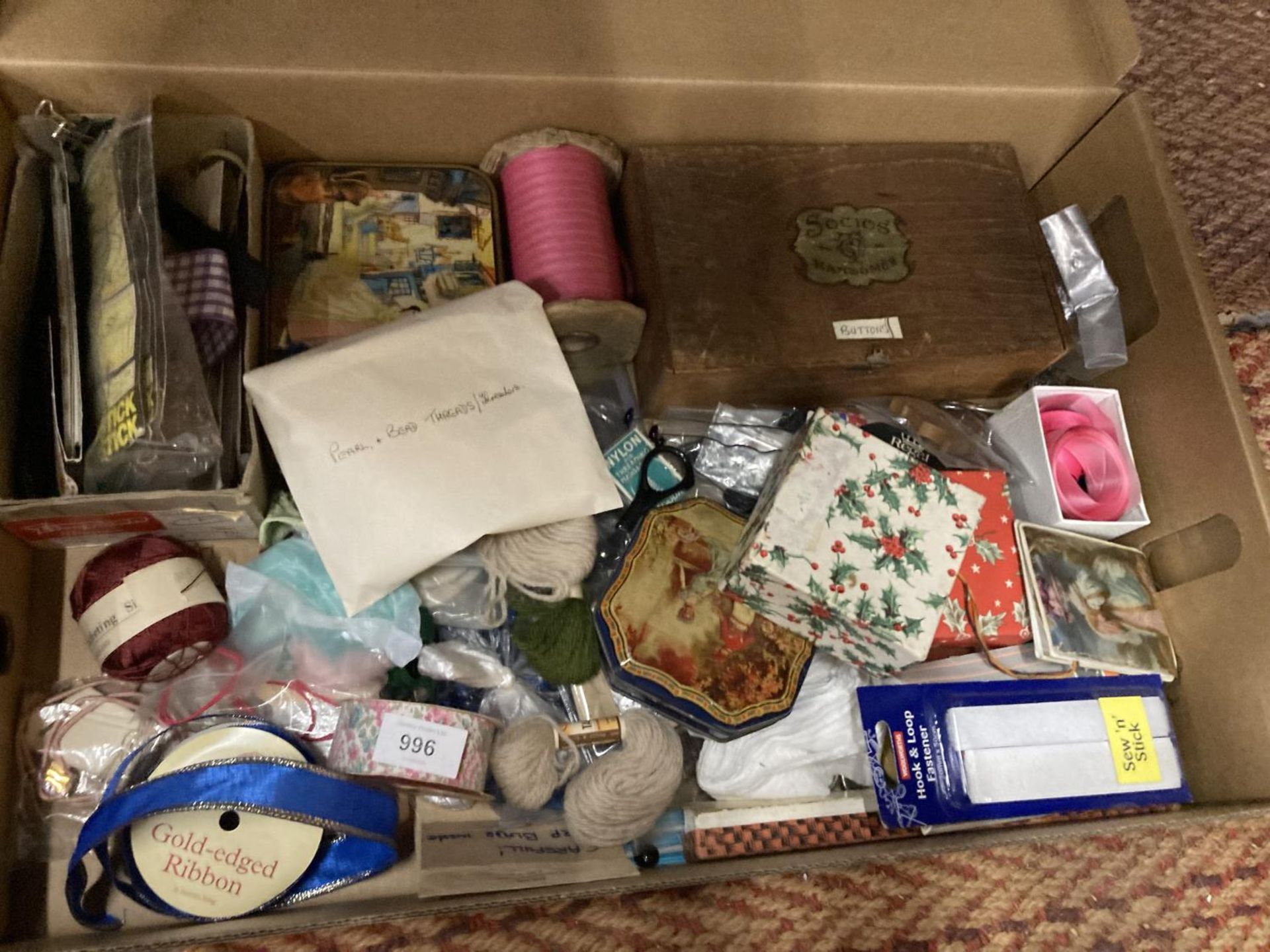 ALARGE AMOUNT OF SEWING AND HABERDASHERY ITEMS TO INCLUDE RIBBONS, TAPESTRY WOOL, BEADS, CRYSTALS, - Image 2 of 6