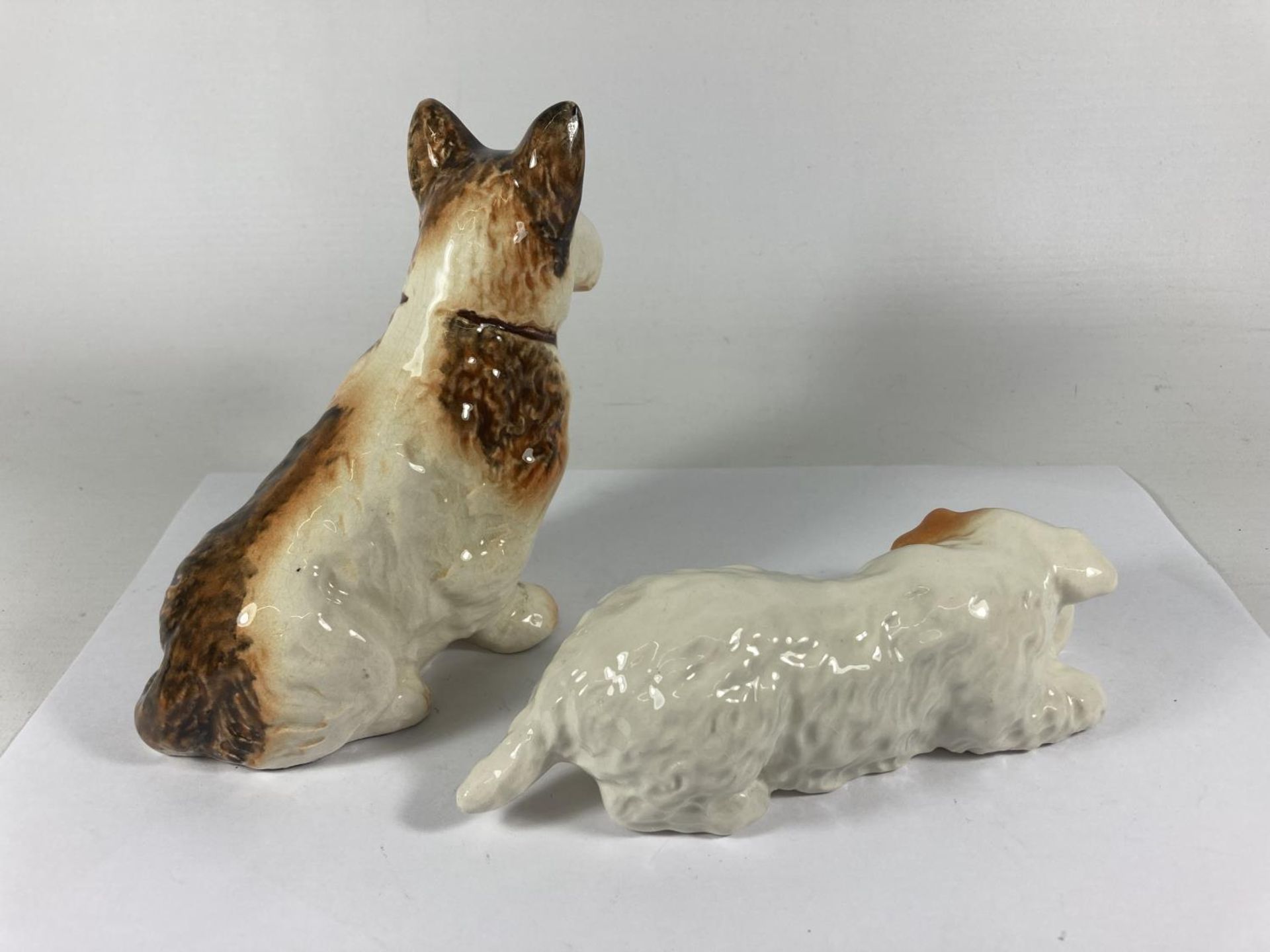 TWO DOG FIGURES TO INCLUDE A BESWICK AND A SYLVAC - Image 4 of 6