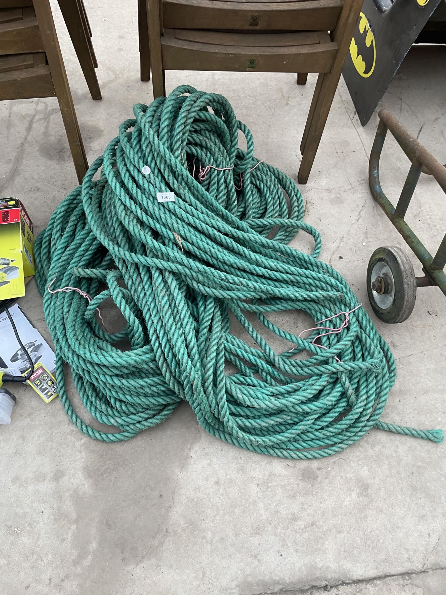 A LARGE QUANTITY OF GREEN ROPE