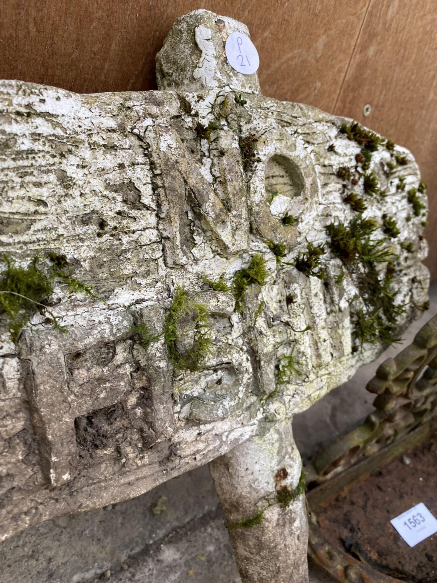 A RECONSTITUTED STONE 'NO FISHING' SIGN AND A METAL WALL MOUNTED BIRD BATH - Image 3 of 3