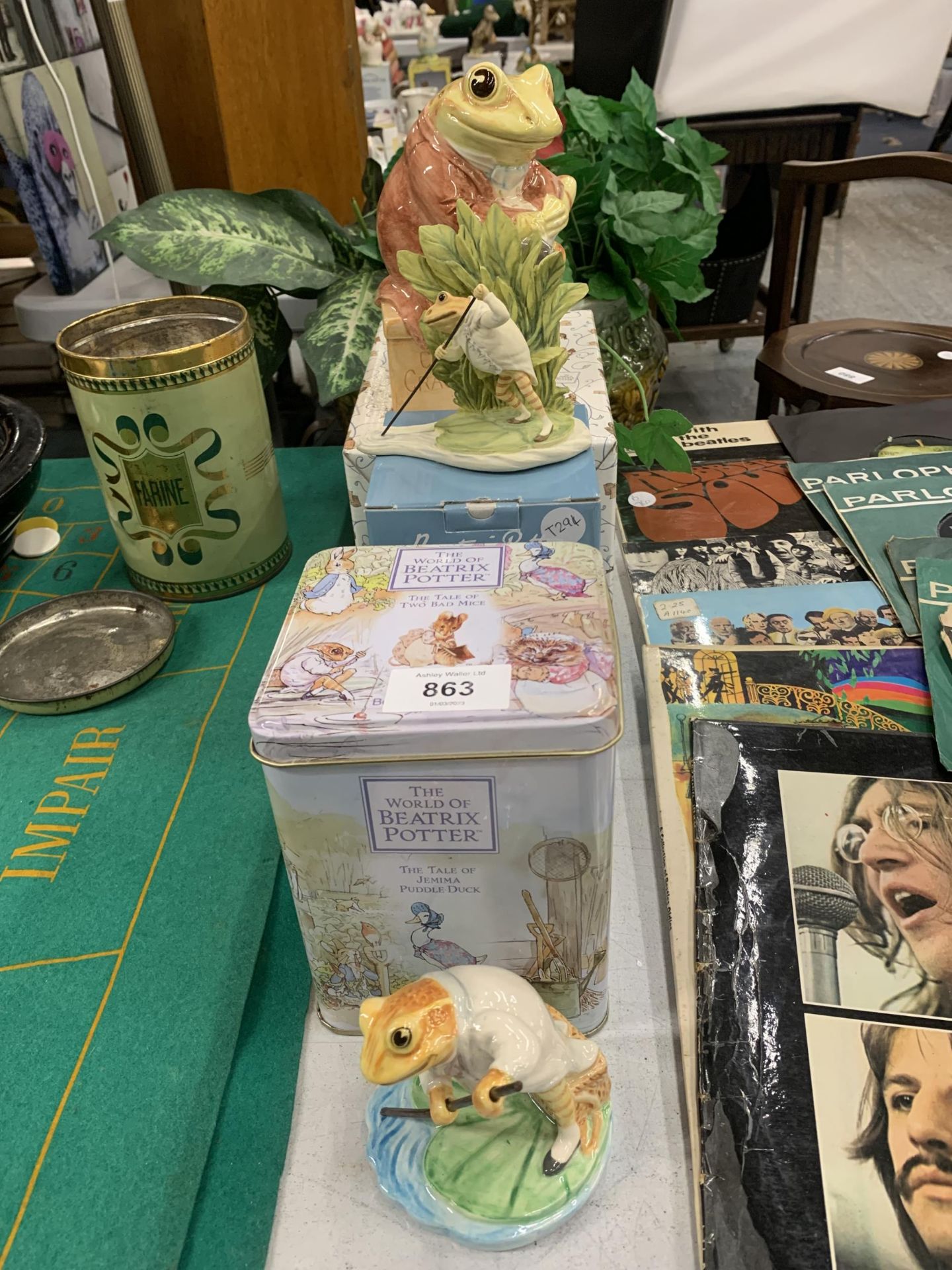 THREE BEATRIX POTTER JEREMY FISHER ITEMS TO INCLUDE TWO BOXED AND ONE IN A TIN