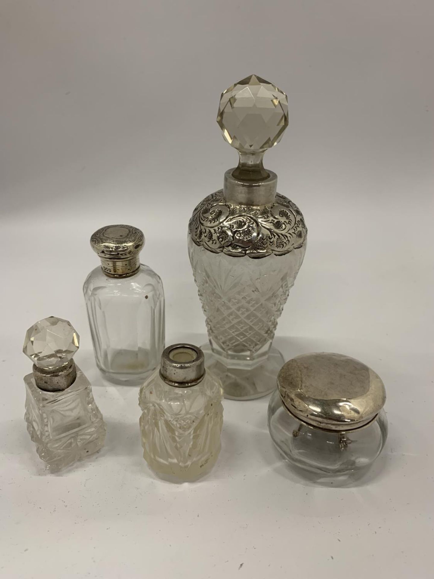 FIVE HALLMARKED SILVER AND CUT GLASS ITEMS, PERFUME BOTTLES ETC - Image 2 of 6