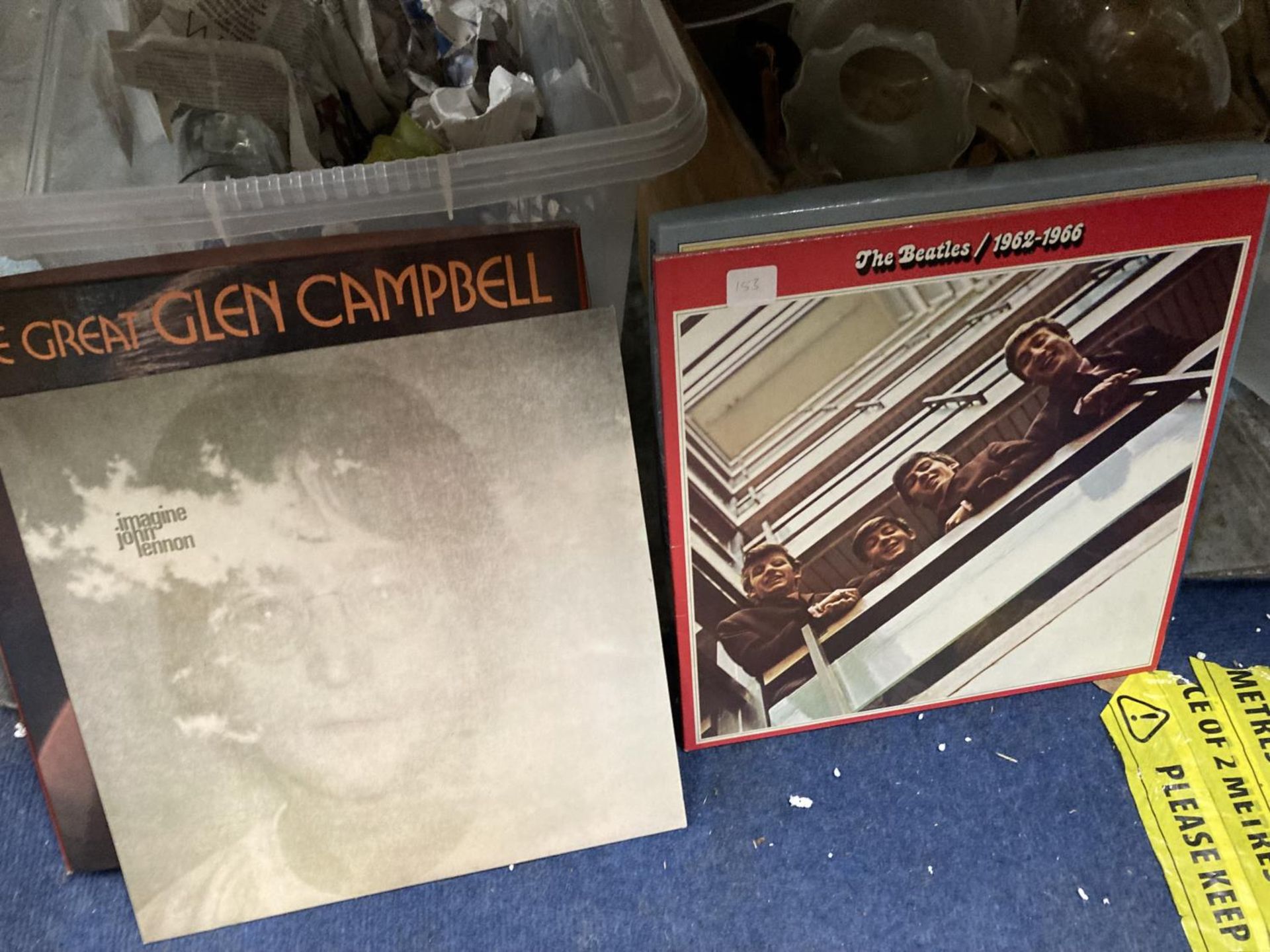 A QUANTITY OF BOXED RECORD SETS TO INCLUDE NAT KING COLE, GLEN CAMPBELL, MARIO LANZA PLUS THE - Bild 3 aus 4