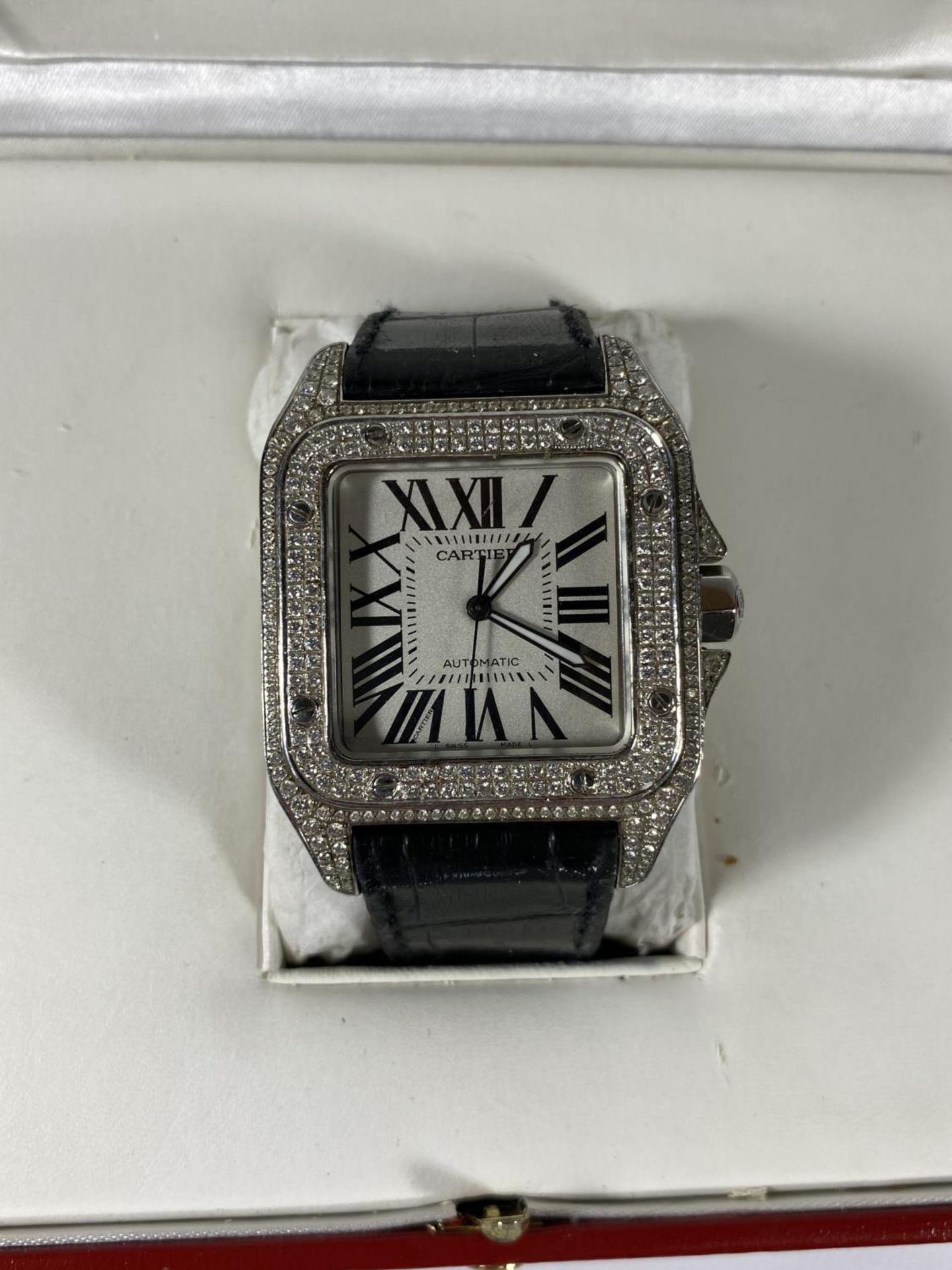 A BOXED GENTS CARTIER SANTOS AUTOMATIC WATCH WITH DIAMOND SET DIAL, WORKING AT TIME OF CATALOGING - Image 4 of 16