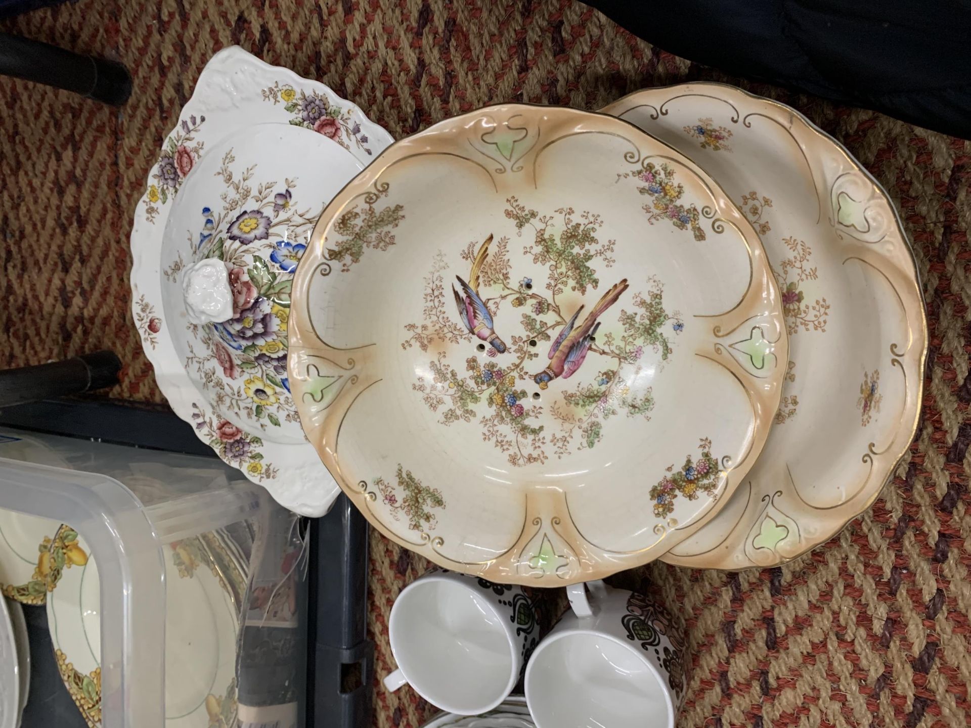 TWO BOXES OF ASSORTED CHINA TO INCLUDE CROWNFORD 'EDEN' PATTERN, BOOTHS, ETC - Image 2 of 8