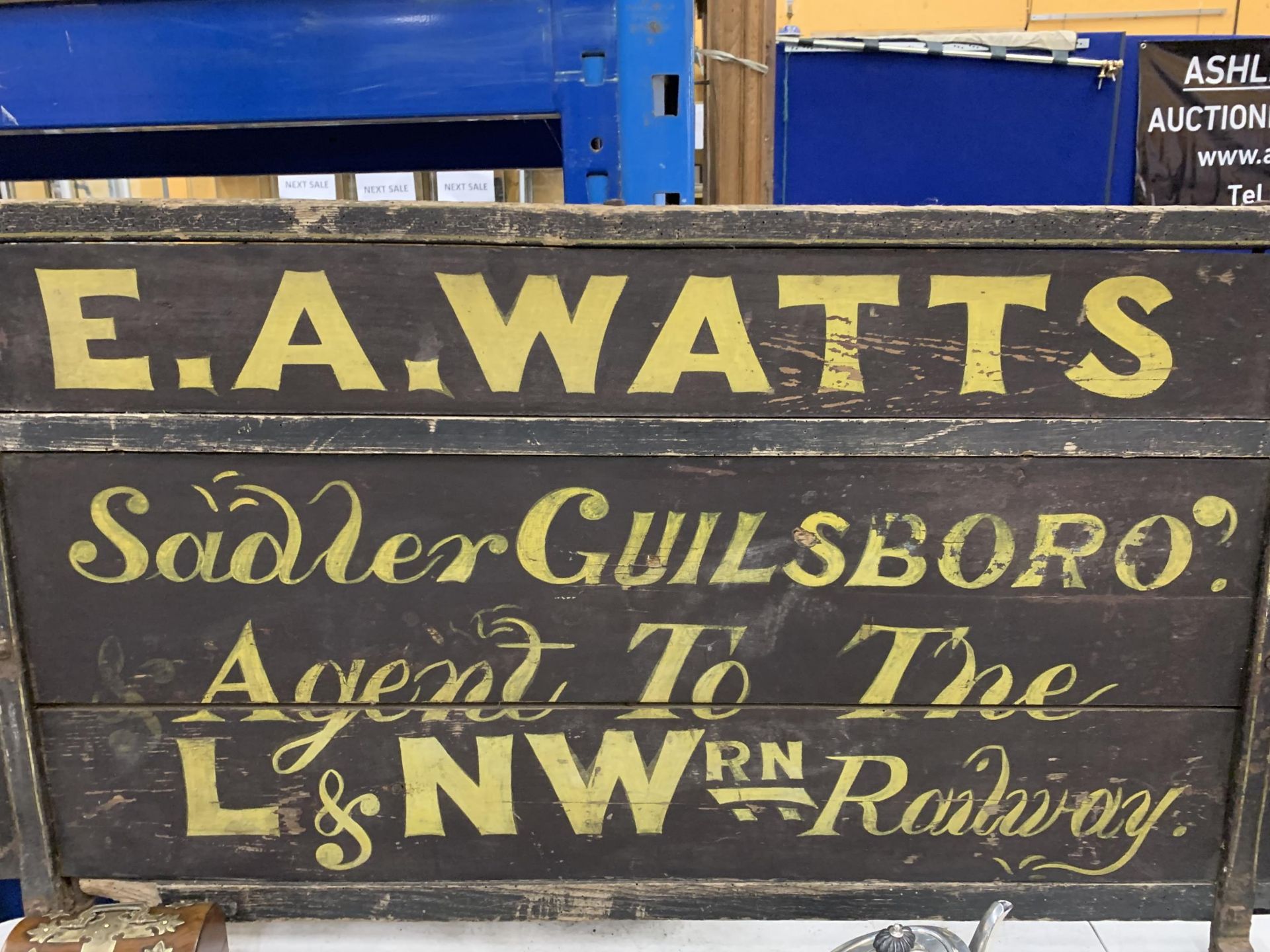 A LARGE VINTAGE E.A WATTS WOODEN RAILWAY SIGN, LENGTH 120CM - Image 3 of 6