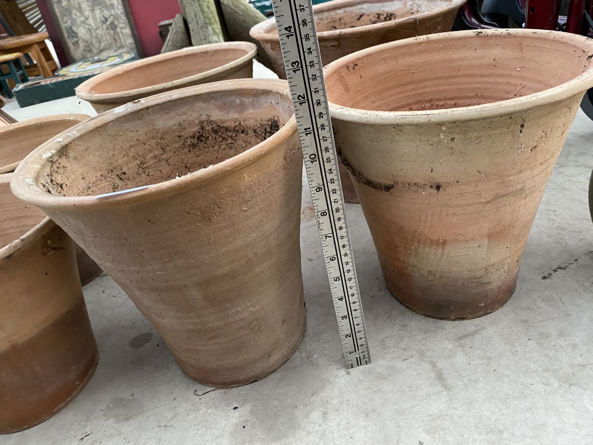 SIX LARGE TERACOTTA PLANT POTS - Image 3 of 4