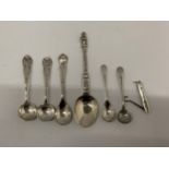 A MIXED LOT OF SMALL HALLMARKED SILVER CONDIMENT SPOONS ETC, TOTAL WEIGHT 40G