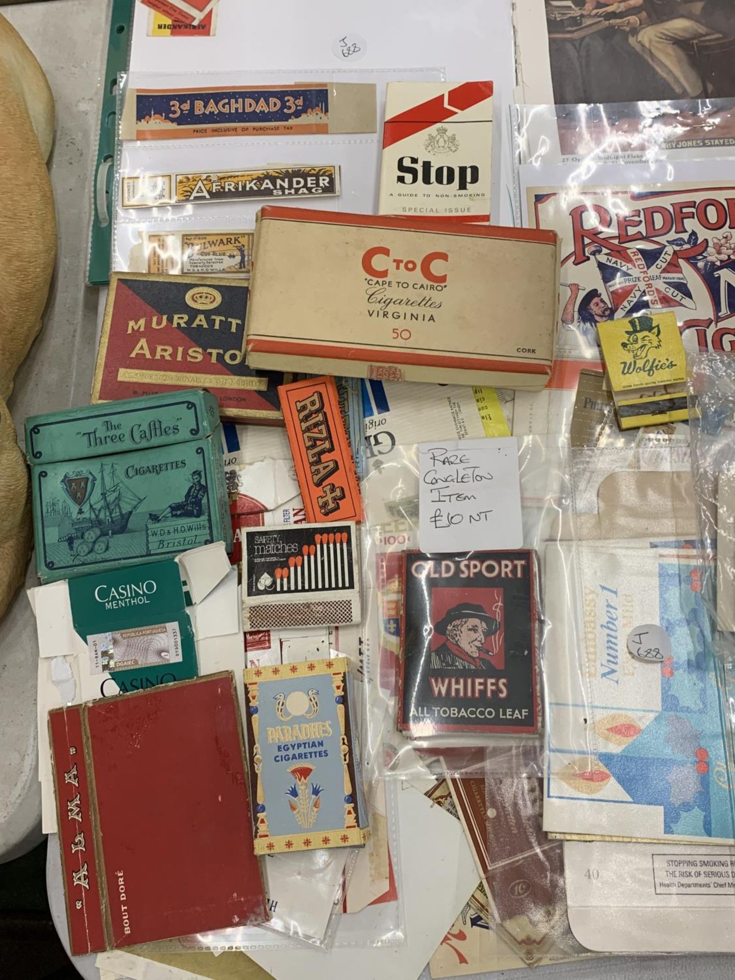 A LARGE QUANTITY OF VINTAGE CIGARETTE PACKETS TO INCLUDE RARE CONGLETON ITEMS, ADVERTISING SHEETS, - Image 4 of 10