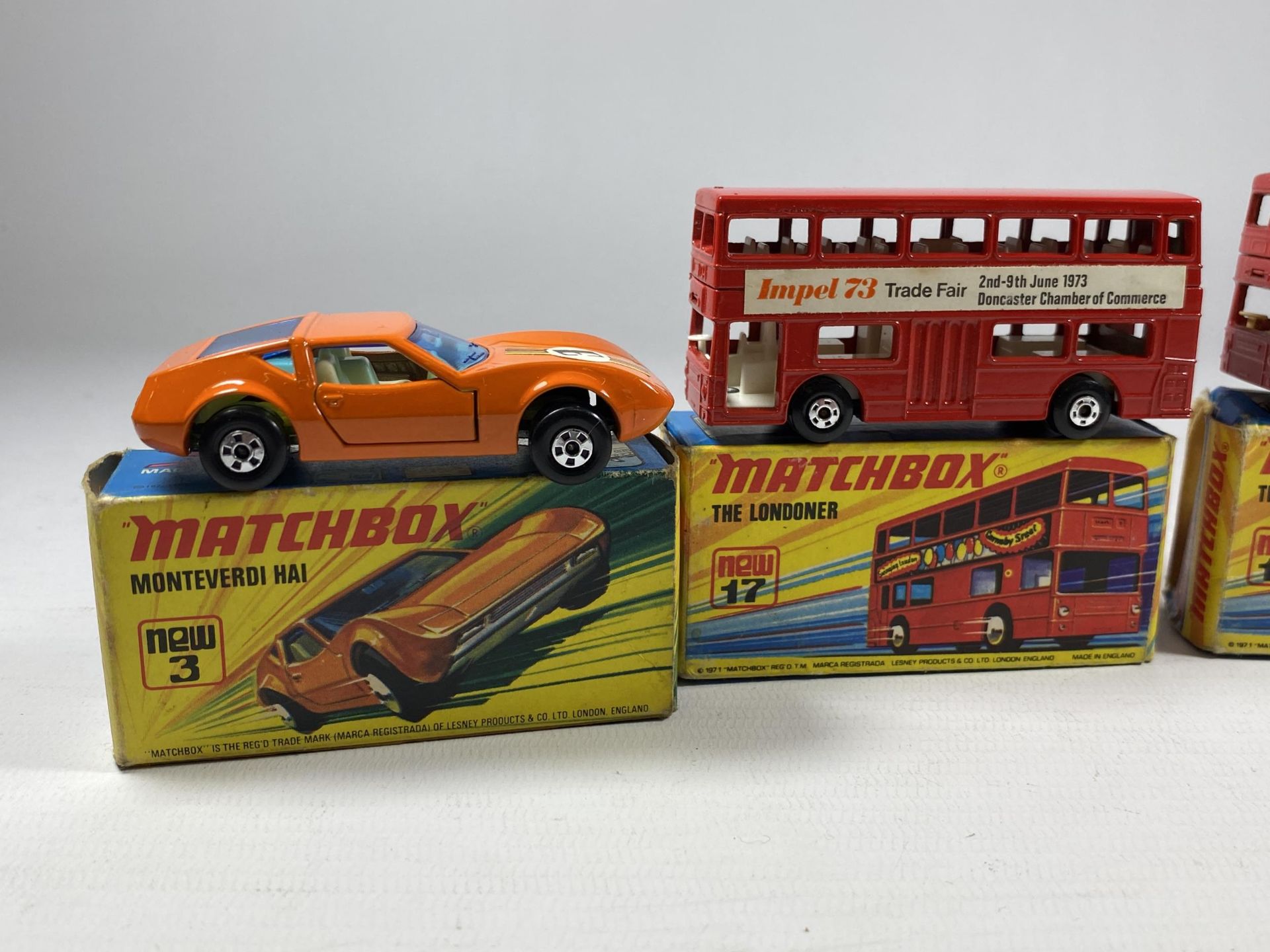 A GROUP OF FOUR VINTAGE MATCHBOX NEW DIECAST MODELS TO INCLUDE TWO X THE LONDONER BUSES - Image 2 of 3