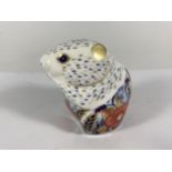 A ROYAL CROWN DERBY POPPY MOUSE WITH GOLD STOPPER